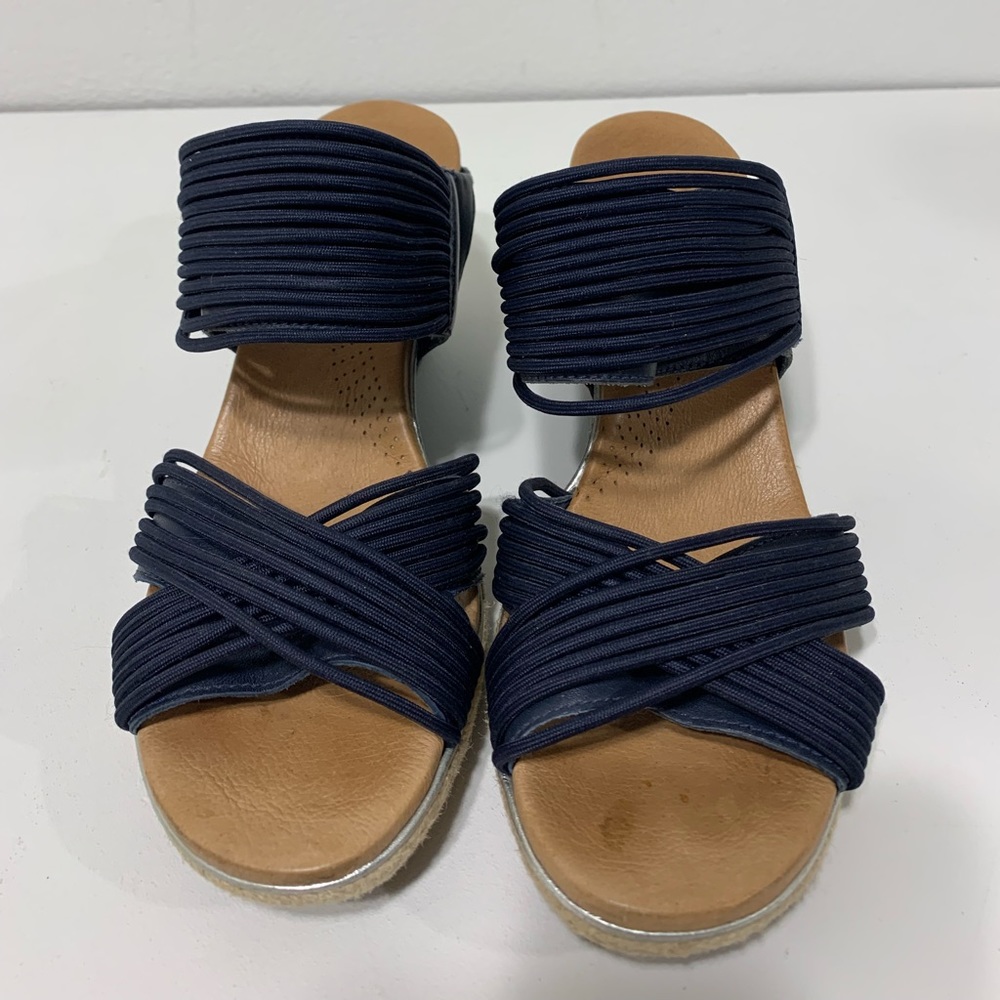 UGG Wedge Sandals Australian Hilarie Navy Blue Leather and elastic straps - 8.5 - Picture 9 of 16